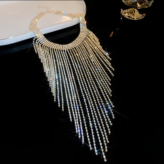 Exclusive design of the premium gold tassel necklace